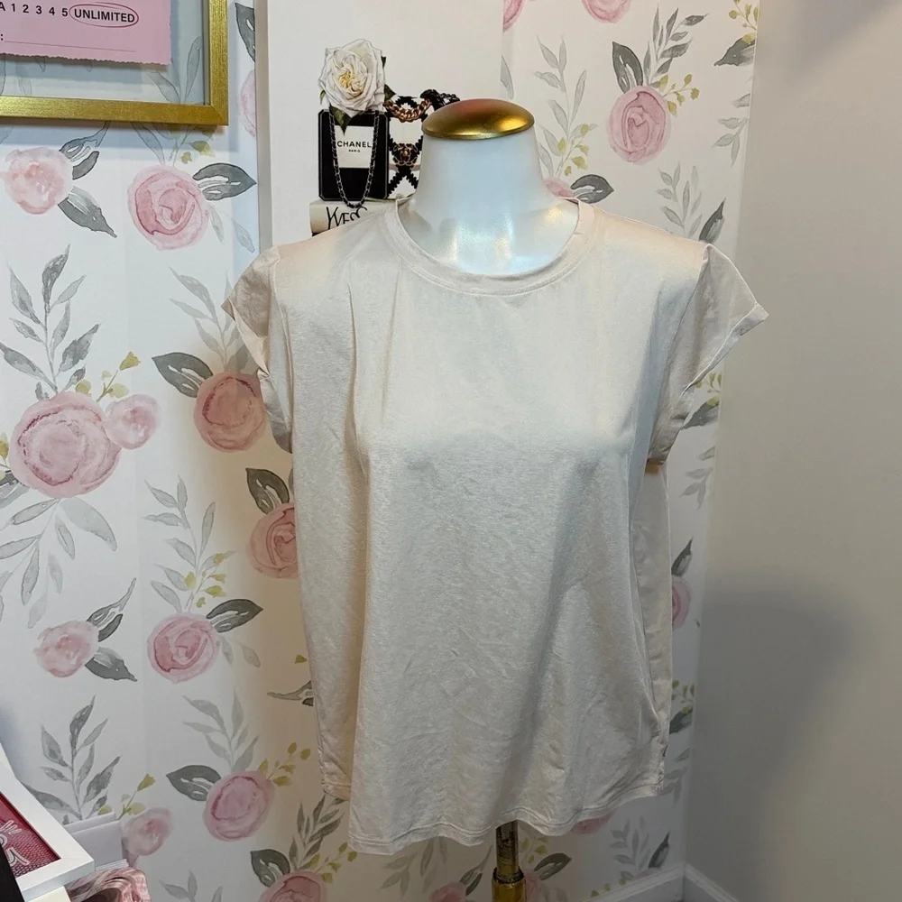 ZYIA Silk Pearl/Cream Elegant Women's Short Sleeve Top - Picture 1 of 6